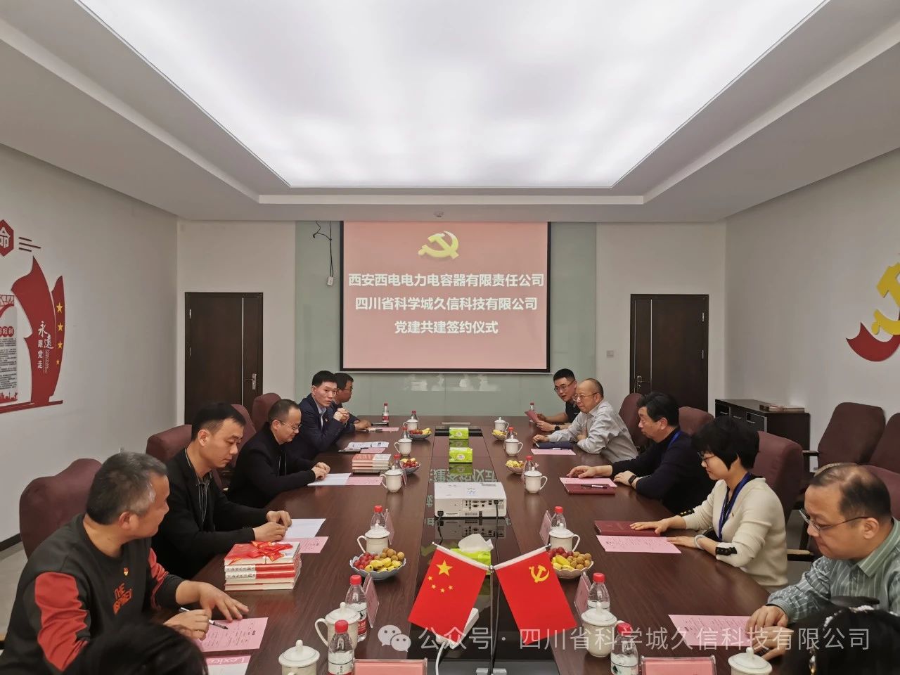 92dd76e9c87902fd67b9d17ad125fbff.jpg